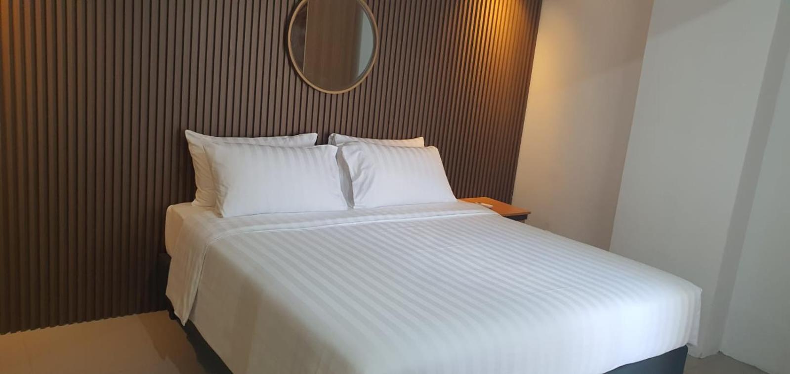 Nemuru Hotel Ciputat Pondokcabe Hilir Exteriér fotografie